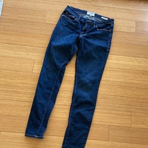 Frame “le skinny de Jeanne” dark denim Los Angeles and London